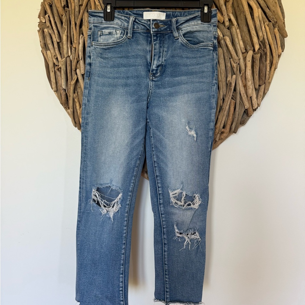 Vervet Classic Blue Distressed Ankle Jeans